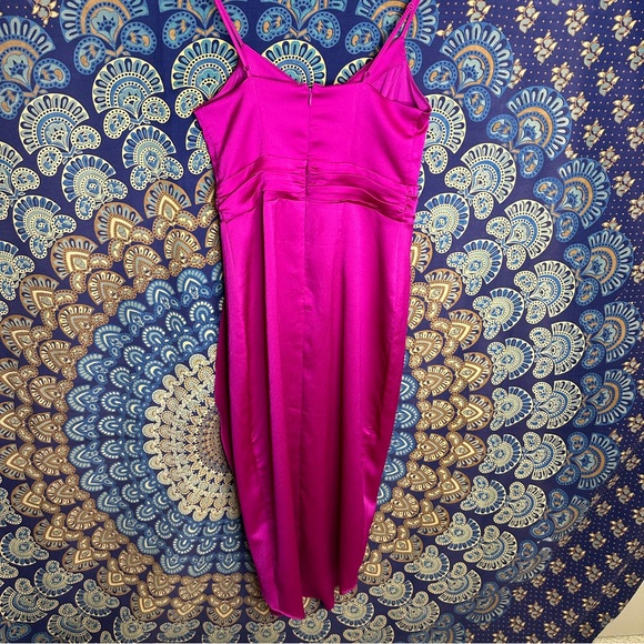 Neon pink midi party dress - Picture 9 of 11